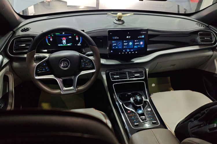 比亚迪 秦PLUS 2023款 冠军版 EV 510KM领先型中控内饰12
