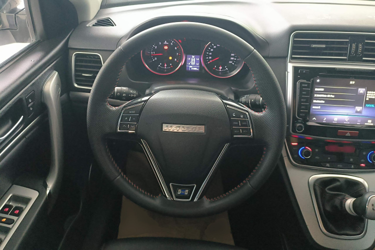 哈弗H6 2017款 蓝标 运动版 1.5T 手动两驱精英型中控内饰13