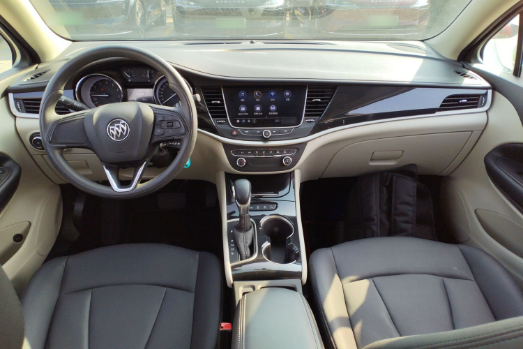 别克 威朗 2020款 15T 自动进取型中控内饰7002