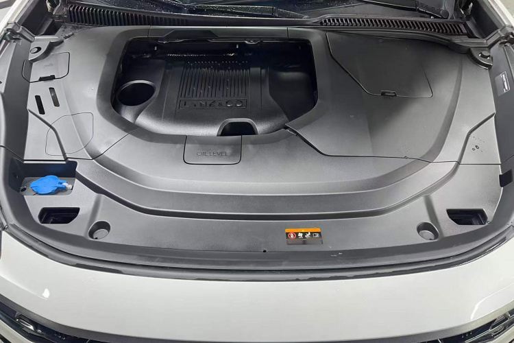 领克06 2023款 Remix 1.5T 劲Halo机舱底盘24