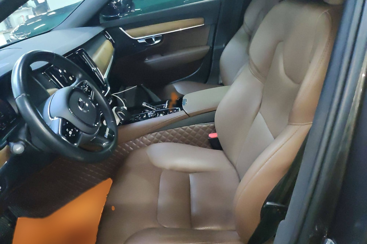 沃尔沃S90新能源 2021款 T8 E驱混动 智逸豪华版局部细节19