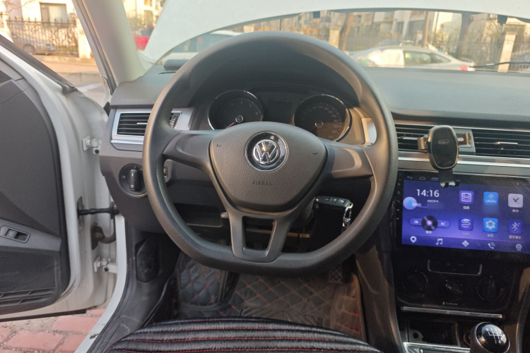 大众 2019款 宝来·传奇 1.5L 手动时尚型 国V局部细节13