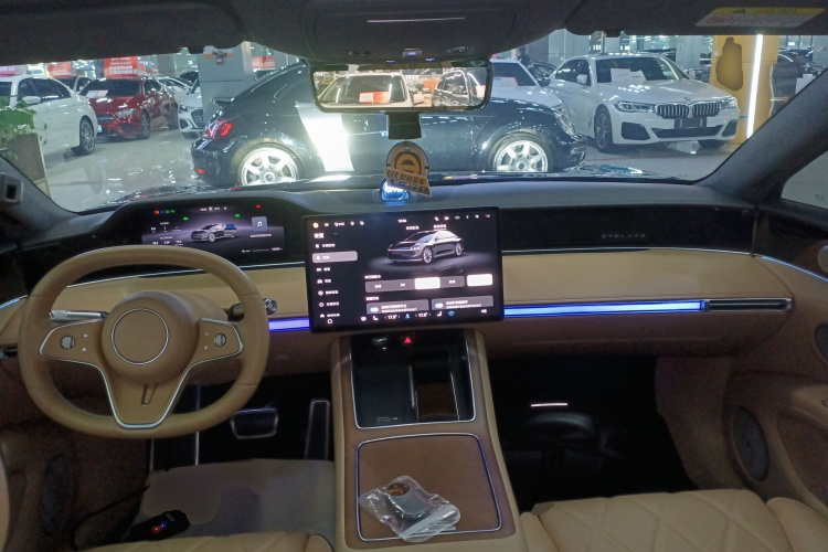 鸿蒙智行 享界S9 2024款 纯电 Ultra 四驱旗舰版中控内饰7002