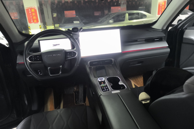 奇瑞 风云T8 2025款 1.5T 130km 豪华版5座中控内饰12
