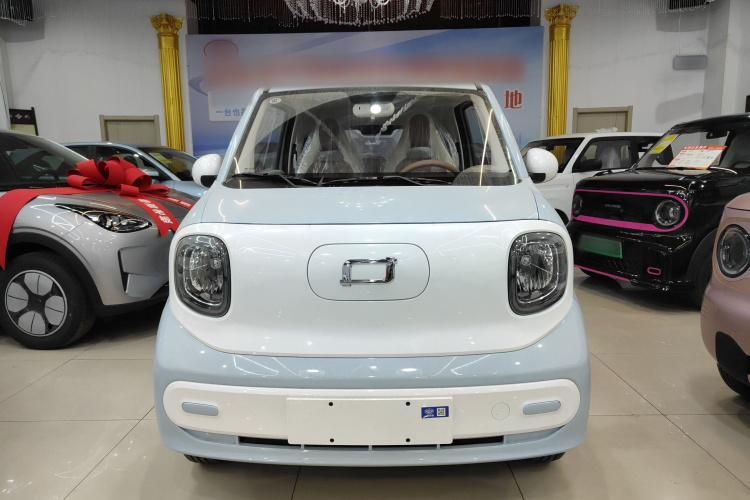 奔腾小马 2026款 222km 炫彩马车身外观2