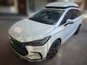 比亚迪 宋MAX新能源 2022款 DM-i 105KM 行政版