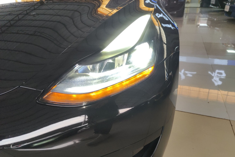 特斯拉 Model 3 2022款 后轮驱动版局部细节36