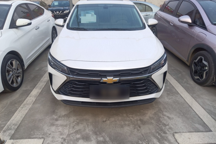 雪佛兰 科鲁泽 2023款 1.5L 双离合悦享版车身外观2