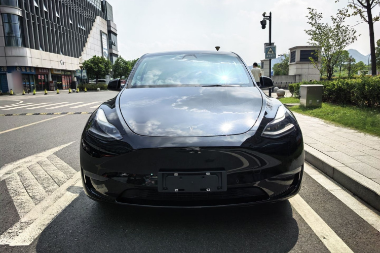 特斯拉 Model Y 2022款 长续航全轮驱动版车身外观6001