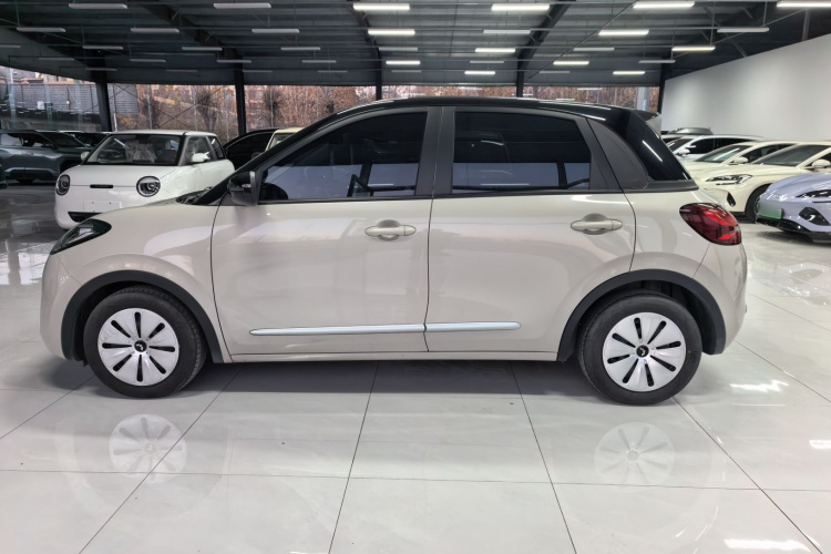 五菱汽车 五菱缤果 2023款 203km 轻享款车身外观6006