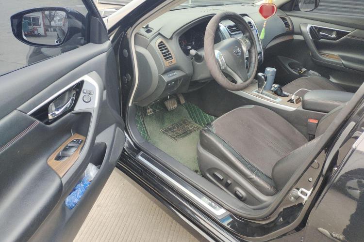 日产 天籁 2018款 2.0L XL 智进版中控内饰7002