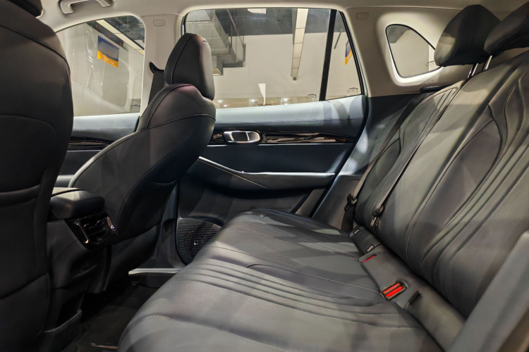 吉利银河 银河E5 2026款 530km 启航版中控内饰7002