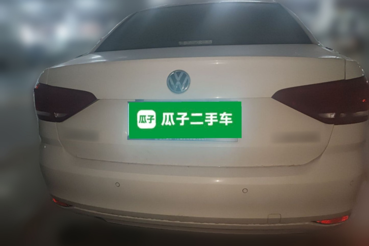 大众 朗逸 2017款 1.6L 手动风尚版车身外观6