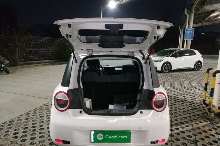 长安启源 长安Lumin 2022款 210km 香甜款机舱底盘23