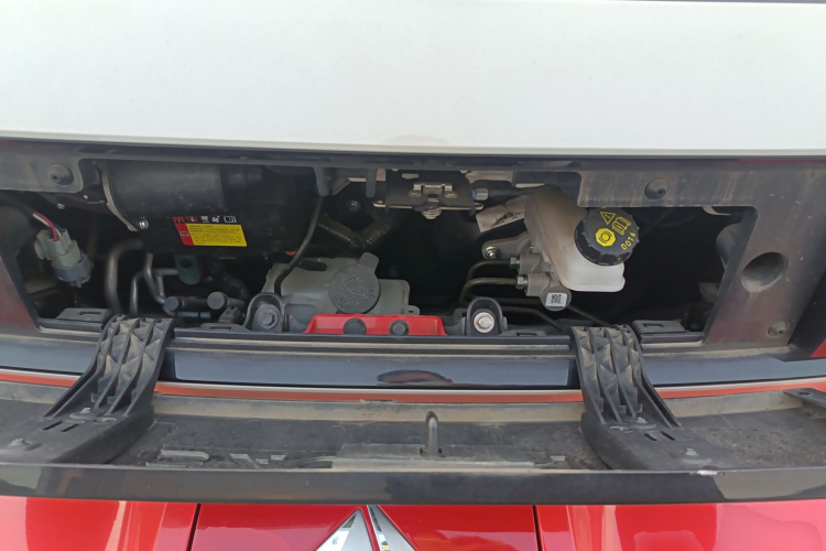 宝骏KiWi EV 2021款 设计师 三元锂机舱底盘24