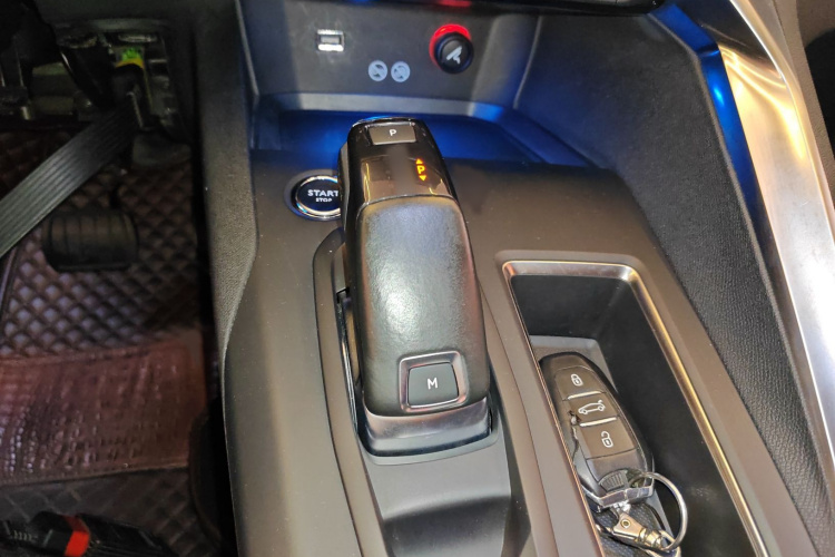 标致4008 2017款 350THP 精英版局部细节18