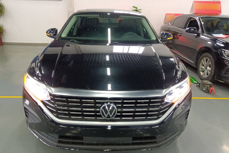 大众 帕萨特 2022款 280TSI 商务版车身外观2