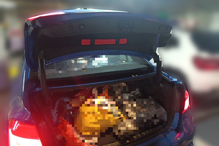 宝马3系 2017款 320i M运动型局部细节23