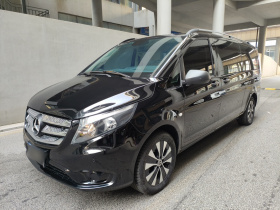 奔驰 威霆 2016款 2.0T 商务版