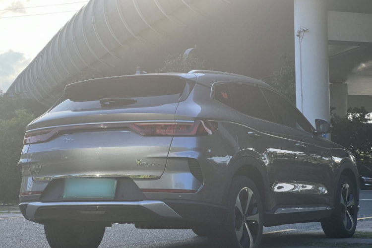 比亚迪 宋PLUS新能源 2021款 DM-i 110KM 旗舰PLUS车身外观6005