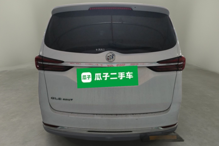 别克GL8 2022款 陆上公务舱 652T 豪华型车身外观6