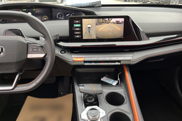 长安UNI-V 2022款 1.5T 智慧领航型中控内饰7004