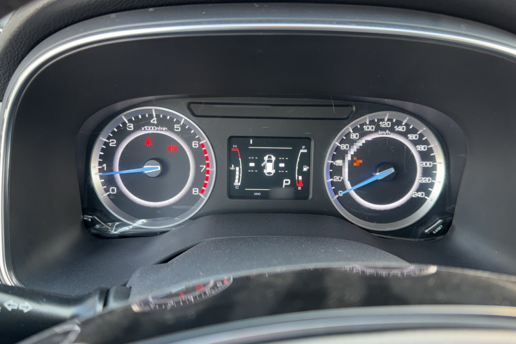 中国重汽VGV VGV U70 2020款 1.5T 自动智享精英版 7座局部细节14