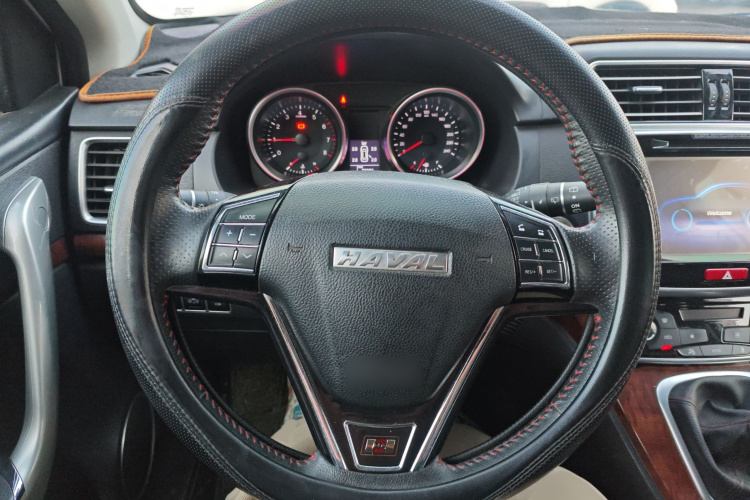 哈弗H6 2017款 红标 运动版 1.5T 手动两驱精英型局部细节13