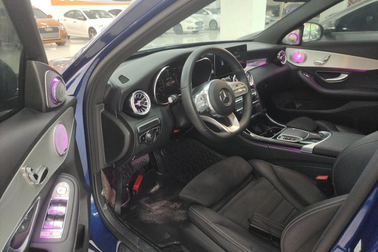 奔驰C级 2021款 C 260 星耀臻藏版中控内饰20