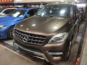 奔驰M级 2015款 ML 400 4MATIC动感型