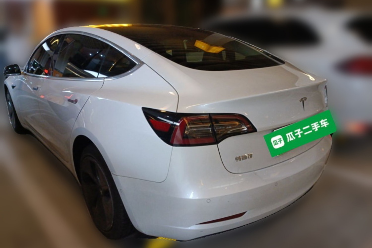 特斯拉 Model 3 2020款 改款 标准续航后驱升级版车身外观6003