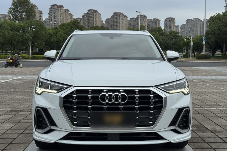 奥迪Q3 2020款 40 TFSI 时尚动感型车身外观6001