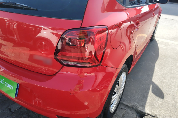 大众 Polo 2016款 1.6L 自动舒适型车身外观9