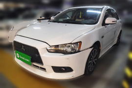 三菱 翼神 2013款 致炫版 2.0L CVT旗舰型