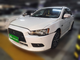 三菱 翼神 2013款 致炫版 2.0L CVT旗舰型