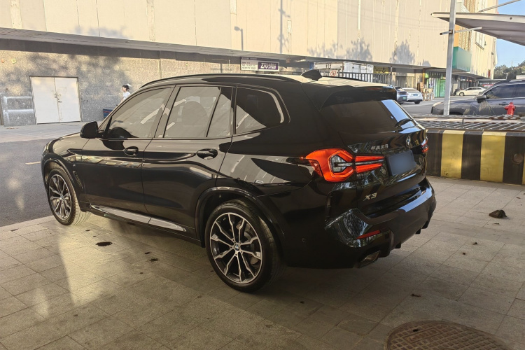 宝马X3 2023款 改款 xDrive30i 领先型 M曜夜套装车身外观6004