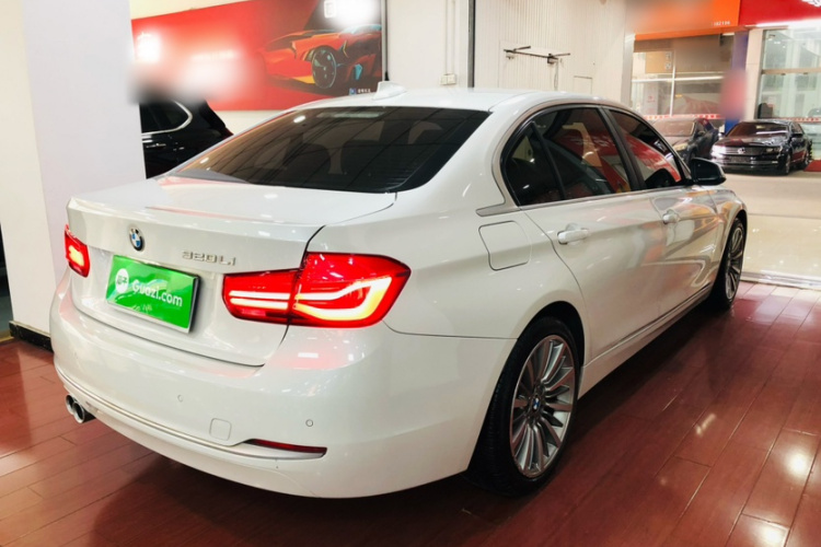 宝马3系 2019款 320Li 时尚型车身外观6005