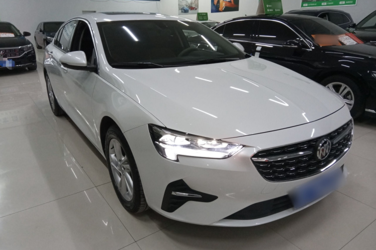 别克 君威 2023款 552T 智享型车身外观3