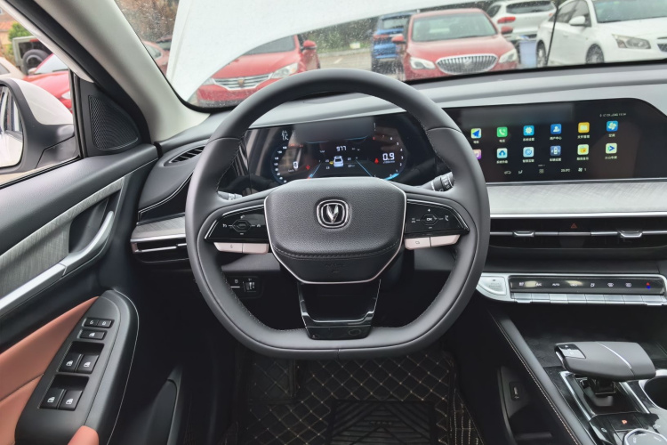 长安 逸动 2024款 PLUS 蓝鲸NE 1.4T GDI DCT高能版中控内饰13