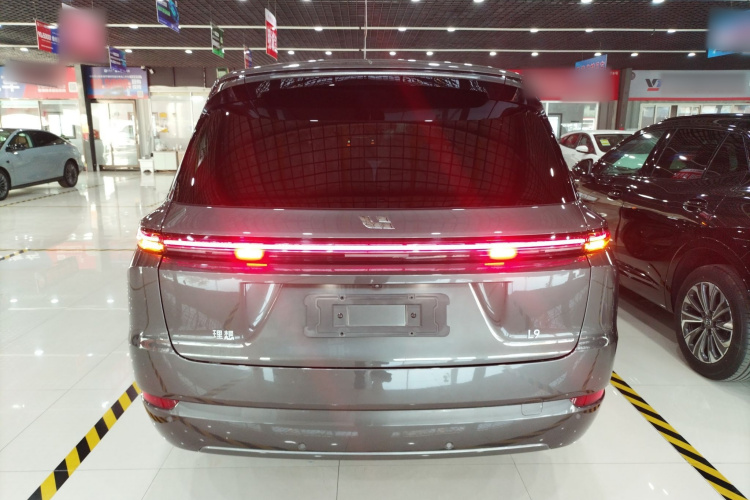 理想汽车 理想L9 2022款 Max车身外观6