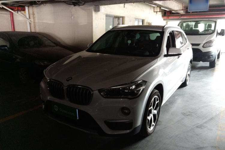 宝马X1 2016款 sDrive18Li 豪华型车身外观1