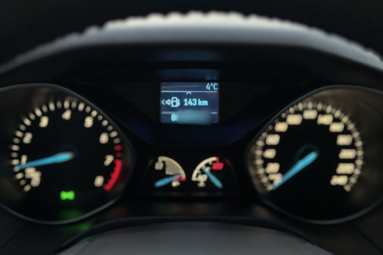 福特 福克斯 2012款 两厢 1.6L 手动风尚型局部细节14