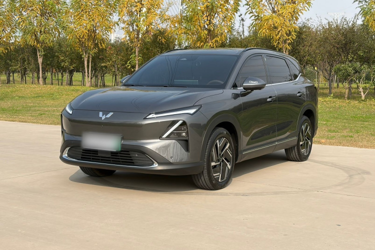 五菱汽车 五菱星光S 2024款 130km 旗舰型车身外观1