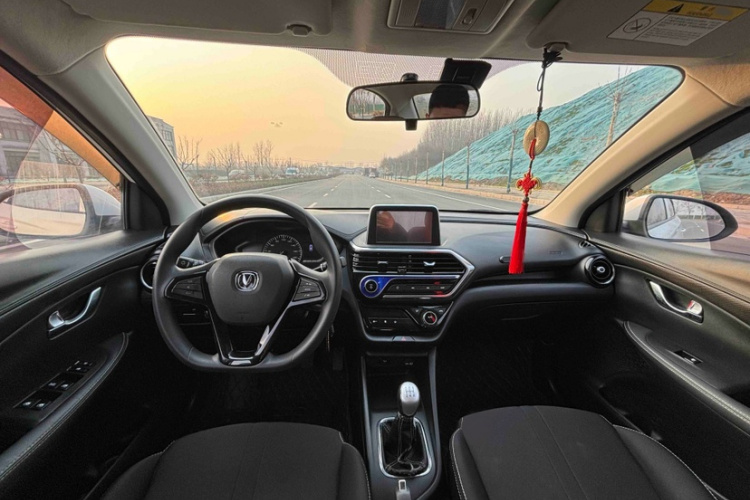 长安 悦翔 2019款 1.4L 手动舒适型 国VI中控内饰7001