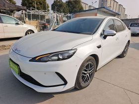 比亚迪 海豹05 DM-i 2025款 DM-i 智驾版 55KM尊贵型