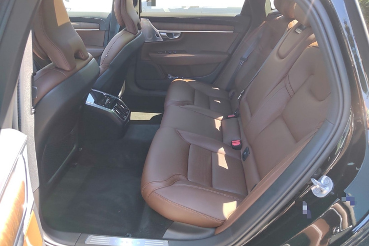 沃尔沃S90 2023款 B5 智雅豪华版中控内饰21