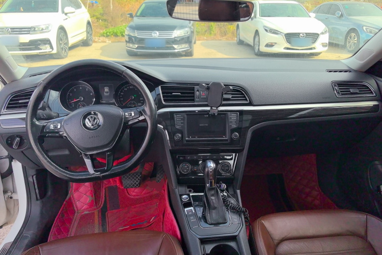 大众 凌渡 2015款 280TSI DSG豪华版中控内饰12