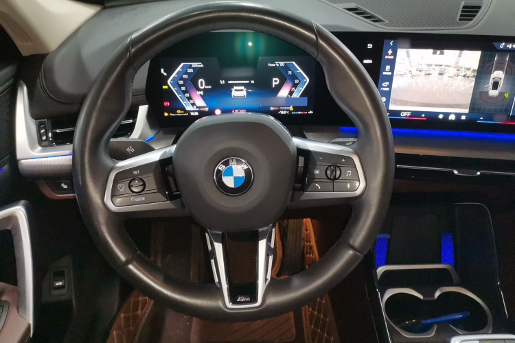 宝马X1 2023款 sDrive25Li M运动套装中控内饰13