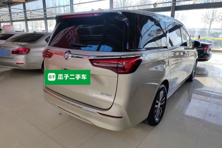 别克GL8 2022款 ES陆尊 653T 尊享型车身外观7