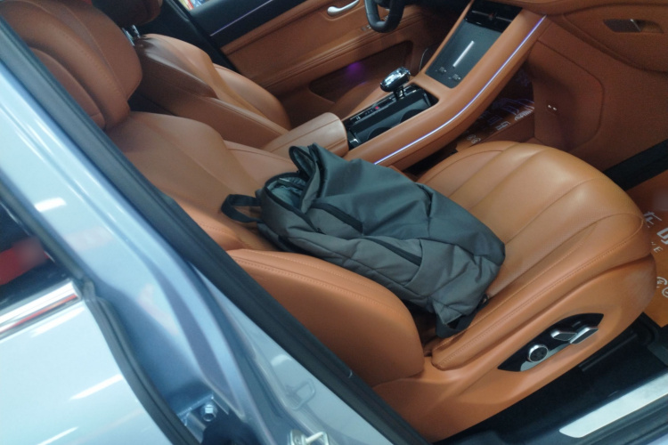 鸿蒙智行 问界M7 2024款 1.5T 智驾四驱Pro版 5座局部细节41